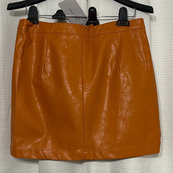 SHINESTAR Mini Skirt. Color orange. Faux Leather. Size L - Picture 8 of 11